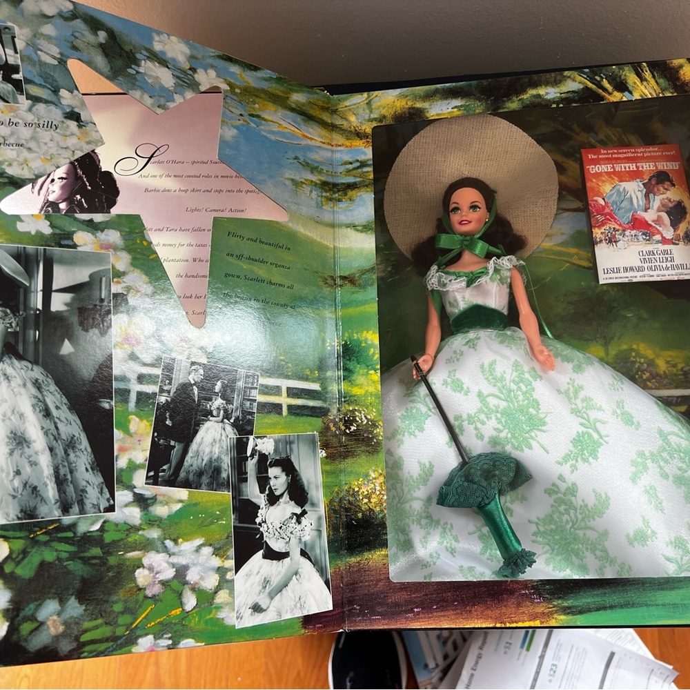 Scarlett O’Hara in 12 Oaks BBQ party dress Gone with The Wind 1994